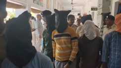 नवादा में बड़ा पुलिस ऑपरेशन: लोन के नाम पर ठगी करने वाले 10 साइबर अपराधी गिरफ्तार, डेटा शीट बरामद