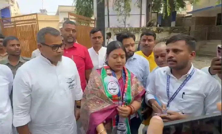नवादा में नामांकन का आखिरी दिन, कई दिग्गजों ने भरा पर्चा मह नवादा में नामांकन का आखिरी दिन, कई दिग्गजों ने भरा पर्चा मह