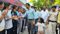 Bihar News : बेटी के साथ समाहरणालय पहुंचे सिवान डीएम विजय प्रकाश मीणा, कबड्डी प्रतियोगिता में शामिल होने जा रही बच्चियों का बढ़ाया उत्साह 