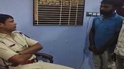 Bihar Police: नो एंट्री में पकड़े गए ई-रिक्शा चालक, पर्व के मौके पर थाना प्रभारी ने की ऐसे मदद,  मानवीय पहल की लोग कर रहे सराहना