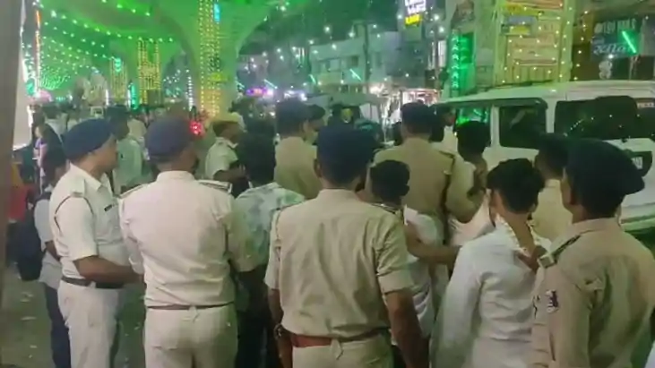 Patna Puja Pandal Firing 