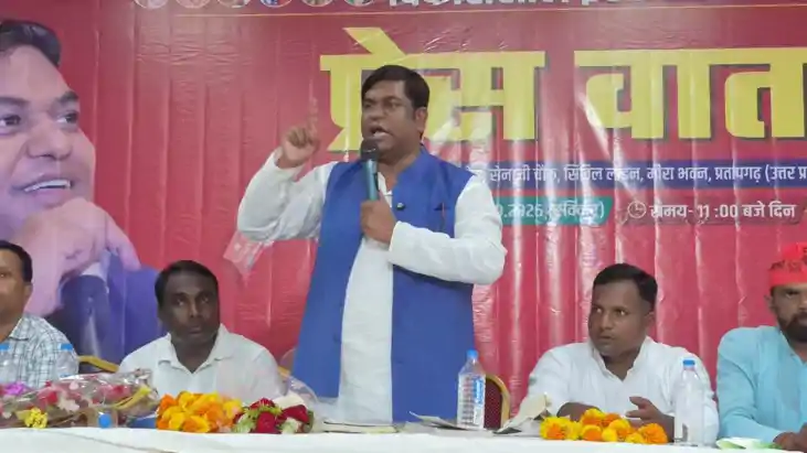 मुकेश सहनी ने हाथ में गंगाजल लेकर निषाद आरक्षण का लिया संकल्