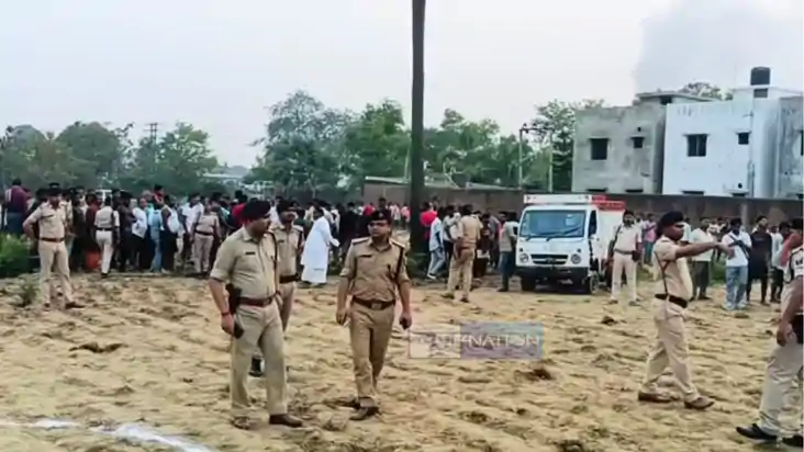 Bihar Crime News : बेगूसराय में युवक की हत्या कर अपराधियों न