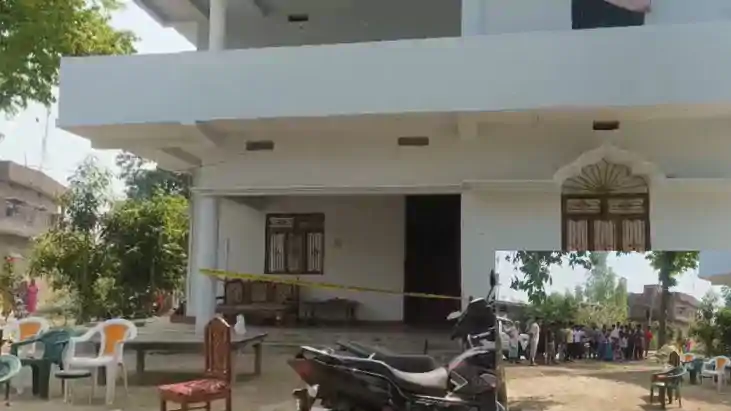 8 लोगों का गला रेता 