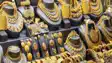 Gold and silver prices fall 