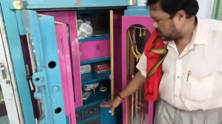 गयाजी के तरवां बाजार में ज्वेलरी दुकान में भीषण चोरी: 5 लाख 