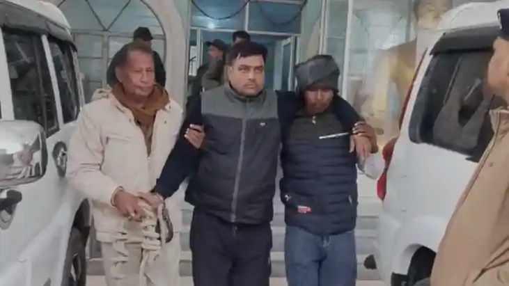 Gaya mafia attacks ESI officer