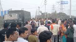 BIHAR ACCIDENT NEWS - जिस गांव में सीएम नीतीश कुमार कर रहे थे प्रगति यात्रा, वहां हो गया बड़ा हादसा, दो युवकों की हुई मौत, जानें क्या हुआ