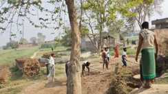 Vaishali  land dispute escalated into a bloody battle 11 injured