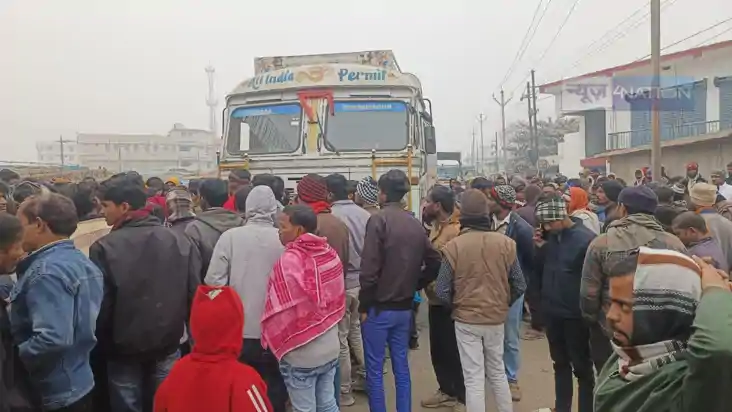 BIHAR CRIME - नौकरी पर गई बेटी से मिलने जा रहे दो सगे भाइयों