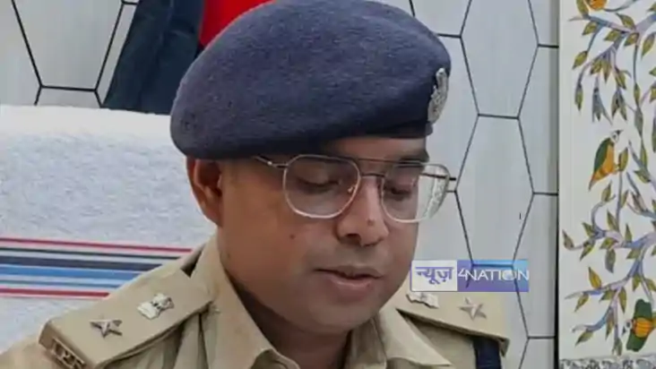 Bihar News : बेतिया पुलिस ने एक साथ 80 फरार अभियुक्तों पर घो