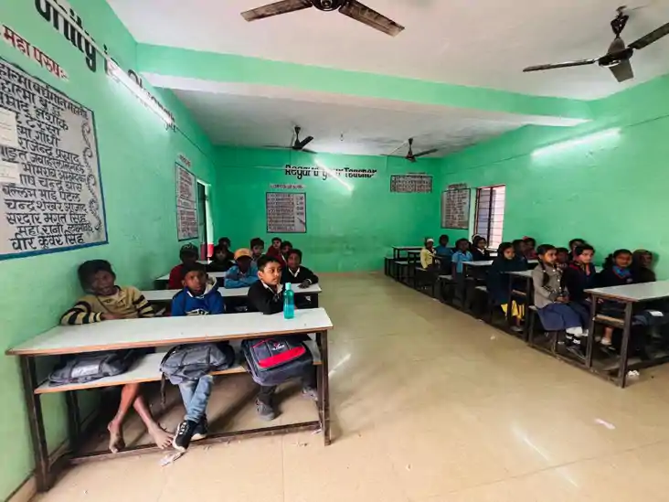 Bihar Education - सिर्फ बातें नहीं, काम बोलता है! खगड़िया के