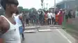 Nalanda News : सड़क जाम खत्म कराने पहुंची पुलिस पर ग्रामीणों ने किया पथराव, कई आरोपियों को पुलिस ने हिरासत में लिया