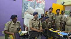 Bihar News : शेखपुरा में अंतर जिला लुटेरा गिरोह के तीन सदस्यों को पुलिस ने किया गिरफ्तार, हथियार और जिन्दा कारतूस किया बरामद