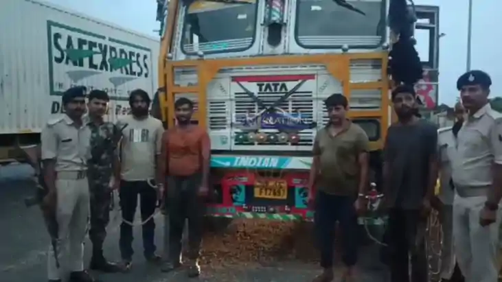 kaimur Cattle Rescued Four Suspects 