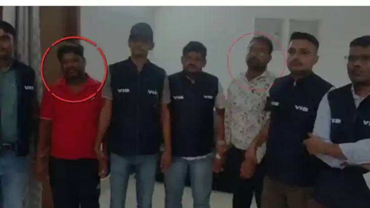 vigilance raid electricity department je technician arrested