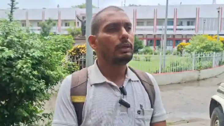 Bihar News : पत्नी की हत्या के बाद ससुरालवालों ने बच्चों को Bihar News : पत्नी की हत्या के बाद ससुरालवालों ने बच्चों को