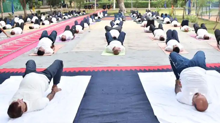 Bihar News : गयाजी में अंतर्राष्ट्रीय योग दिवस की धूम, सीआरप