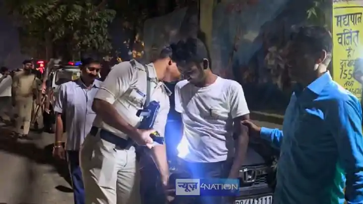 bihar police - छपरा में सड़कों पर उतरे SSP कुमार आशीष व ग्रा