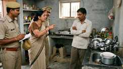 Husband did not wash the dishes, wife called the police