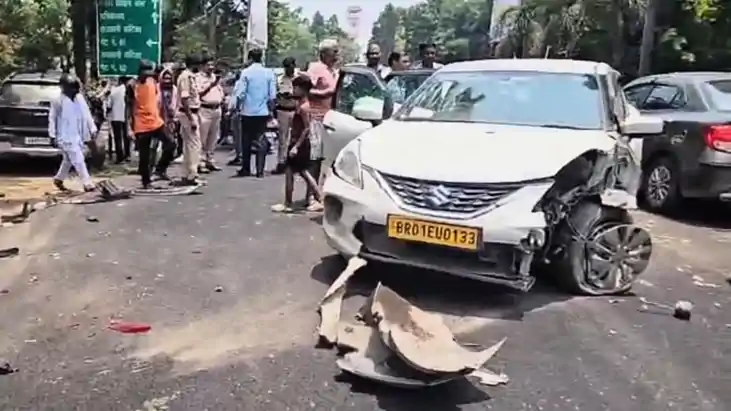 Road  accident near Chief Ministers Secretariat