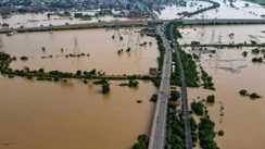 Bihar Flood: बिहार की बाढ़ ने सड़कों पर छोड़े तबाही के निशान, मरम्मत में लगेंगे करीब 1000 करोड़