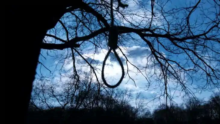 पेड़ से लटका मिला प्रेमी युगल का शव, हत्या या आत्महत्या की ज