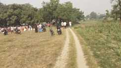 Bagaha Lovers Found Hanging Suspicious Death