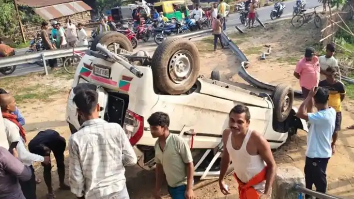 Speeding Bolero Rams House Breaks 