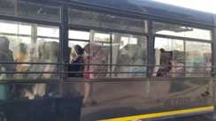 रेड लाइट एरिया में पुलिस की छापामारी, एक कमरे से पकड़े गए 16 महिला और 7 पुरुष