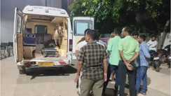 Bihar News : सासाराम में बोलेरो और ऑटो की भीषण टक्कर, सीआरपीएफ जवान की हुई दर्दनाक मौत, पत्नी-बच्चों समेत 5 गंभीर रूप से हुए जख्मी 