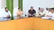 Bihar News : मोतिहारी डीएम का सख्त निर्देश, BEO रोजाना स्कूलों का करेंगे औचक निरीक्षण, बच्चों संग पंगत में बैठकर खाएंगे मिड डे मील