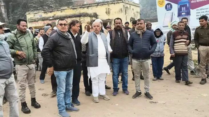 Bihar News : एक्शन मोड में मंत्री श्रवण कुमार, बिहारशरीफ बस 