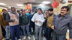 Bihar News : ट्रांसफर-पोस्टिंग में धांधली को लेकर PNB कर्मियों का फूटा गुस्सा, मंडल कार्यालय में जमकर काटा बवाल, प्रमुख पर मनमानी का आरोप