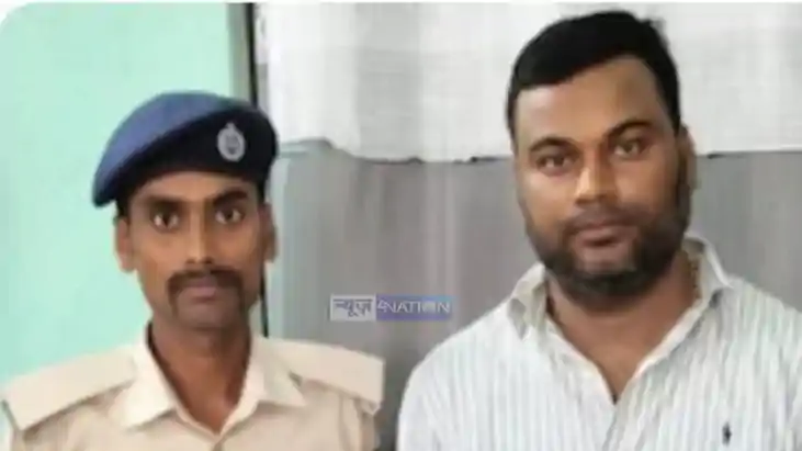  Motihari  STF Arrests Man Over Rs 25 Lakh Transfer Posting 