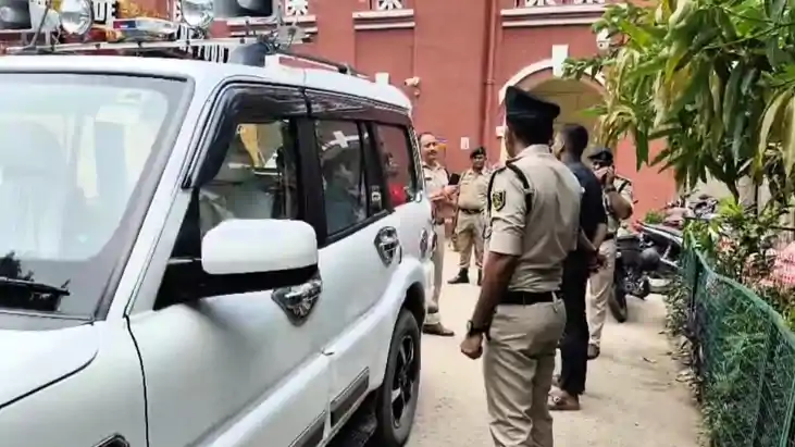 Bihar News : पटना एसएसपी कार्तिकेय शर्मा ने कोतवाली थाने का Bihar News : पटना एसएसपी कार्तिकेय शर्मा ने कोतवाली थाने का