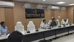 सिपाही भर्ती परीक्षा को लेकर प्रशासन अलर्ट : मुन्नाभाइयों और स्कॉलर्स पर रहेगी पैनी नजर, कदाचार करने वालों को सीधे भेजा जाएगा जेल
