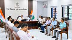 आरोप व निगरानी प्रकोष्ठ की समीक्षा बैठक में बोले मंत्री नीतीश मिश्रा, गंभीर आरोपों घिरे अधिकारियों एवं कर्मियों पर तुरंत हो कार्रवाई