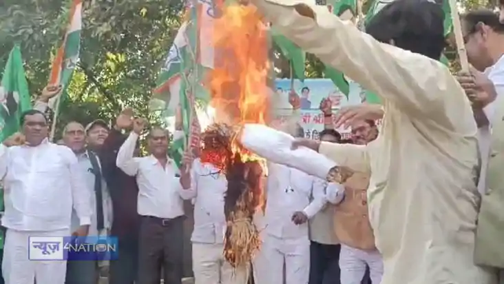 BIHAR POLICTICS - राष्ट्रगान के अपमान पर नीतीश कुमार  के खिल