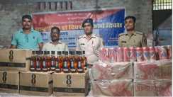 उत्पाद विभाग की छापेमारी पर उठे सवाल, खाली हाथ लौटी टीम के बाद पुलिस ने उसी जगह से बरामद की भारी मात्रा में विदेशी शराब