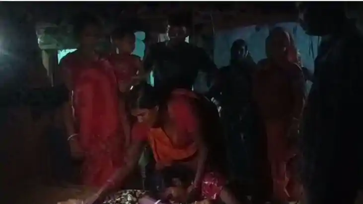शौचालय की टंकी बनी मासूम की मौत का कारण: खेलते-खेलते तीन वर्