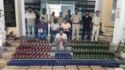 मद्यनिषेध विभाग का बड़ा एक्शन: 1297 बोतल विदेशी शराब के साथ कुख्यात तस्कर गिरफ्तार, किशनपुर से जुड़ी हैं तार