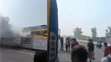 Smoke in Moving Bus on Hajipur Patna Highway Sparks Panic