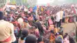 Bihar News : मुंगेर और बांका सीमा पर तेलडीहा दुर्गा मंदिर में उमड़ी भक्तों की भीड़, पुल पर मची भगदड़, कई लोग हुए जख्मी 