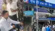 बैंक में दिनदहाड़े हेलमेट और बुर्का पहन घुसे बदमाश 20 मिनट में लुटा लाखों रुपये नगद और जेवरात