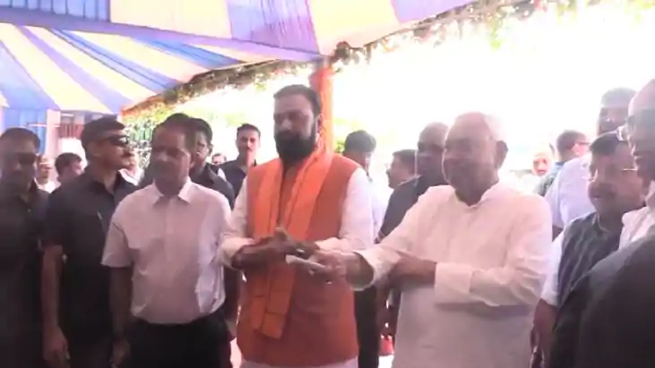 Bihar News: कोईलवर तक जेपी गंगापथ के विस्तारीकरण का सीएम नीत Bihar News: कोईलवर तक जेपी गंगापथ के विस्तारीकरण का सीएम नीत