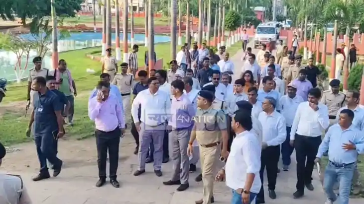 Bihar News: मुख्यमंत्री के आगमन से पहले वीर कुंवर सिंह संग्र