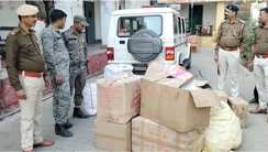 कश का धुआं भी फर्जी - तीन मंजिले घर में चल रही थी नकली गोल्ड फ्लैक और कैप्टेन सिगरेट बनाने की फैक्ट्री, छापेमारी करने गई पुलिस हैरान