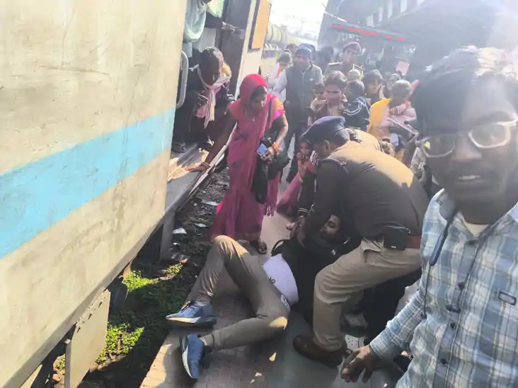 बेगूसराय में आरपीएफ बनी 'देवदूत': चलती ट्रेन में चढ़ने के दौ