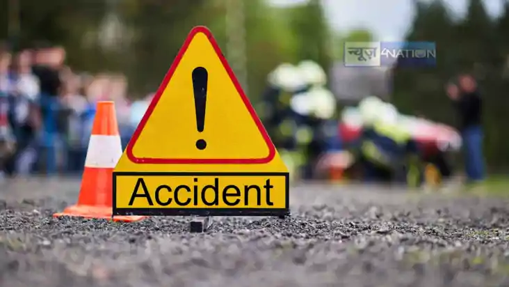 Bihar Accident News : गोपालगंज में अनियंत्रित ट्रक ने बाइक स